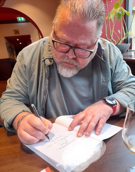 BeDes Bilgalleri Författare Jesper Persson